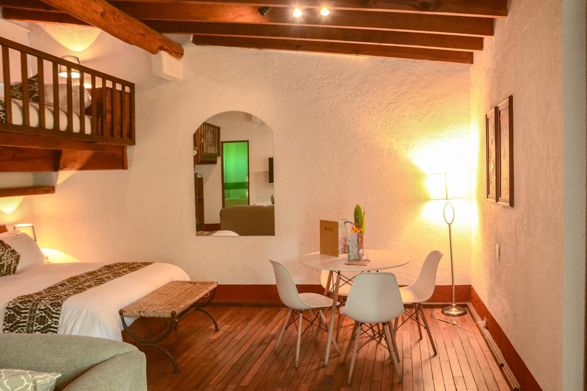Meson De Leyendas Breakfast & Downtown Valle de Bravo Εξωτερικό φωτογραφία